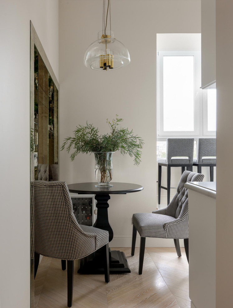 Уголок Франции в центре Москвы