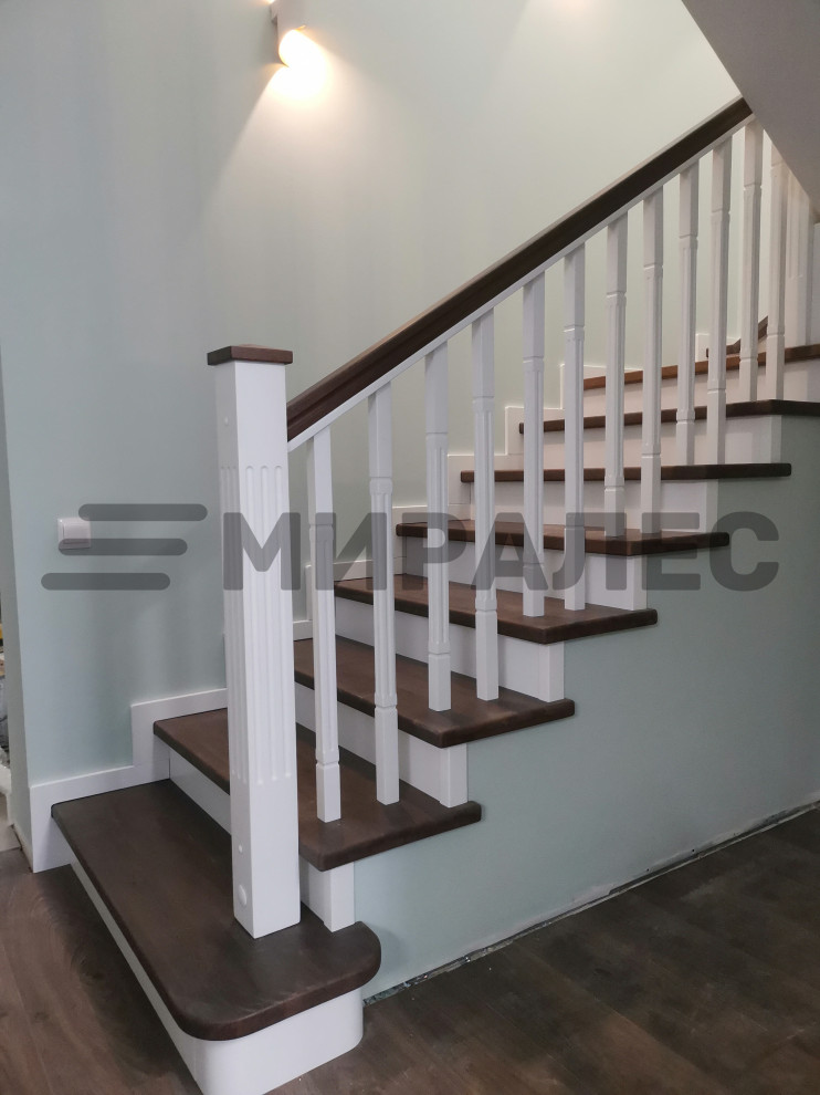 Отделка бетонной лестницы дубом