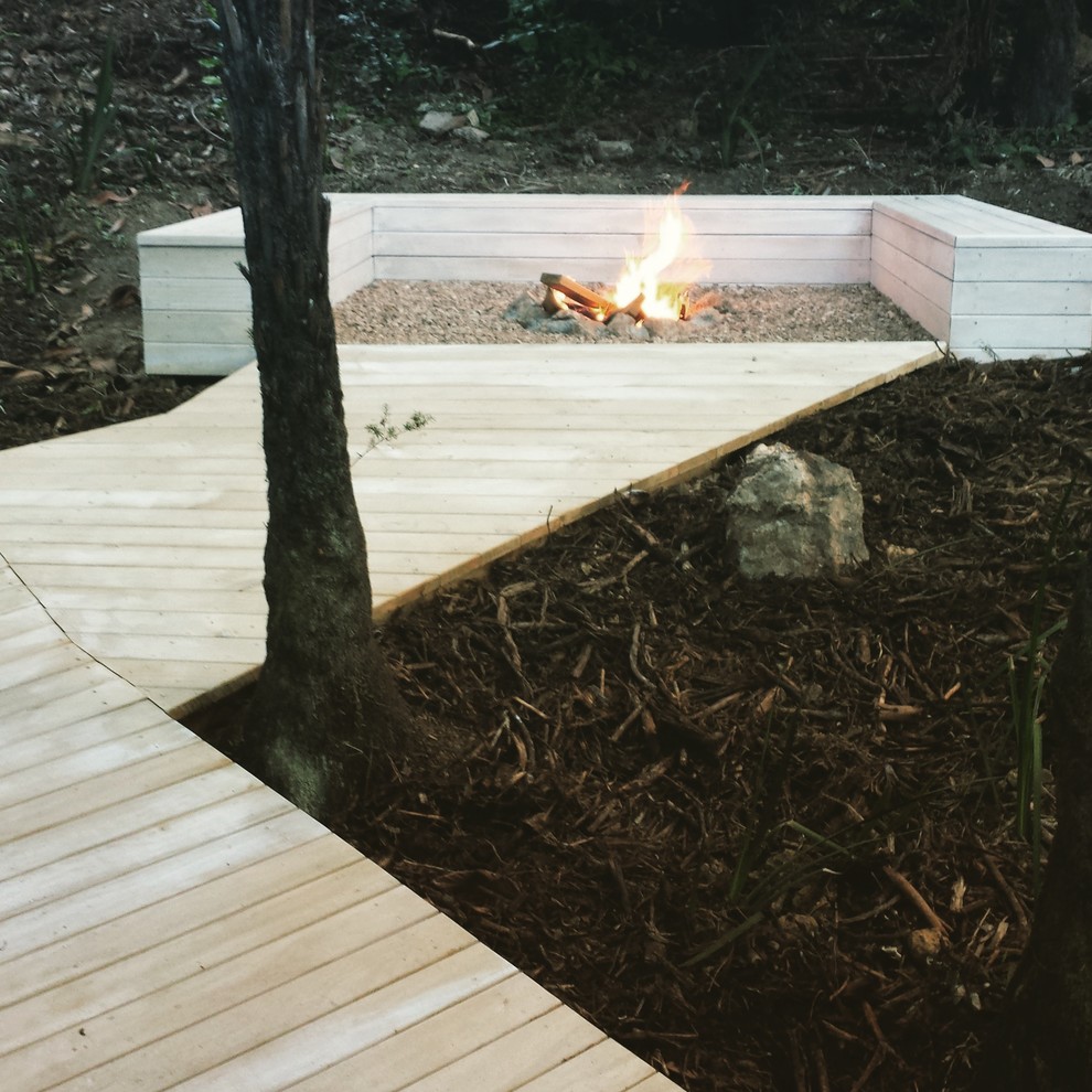 Houzz Новая Зеландия: Дом-палатка в зарослях кустарника