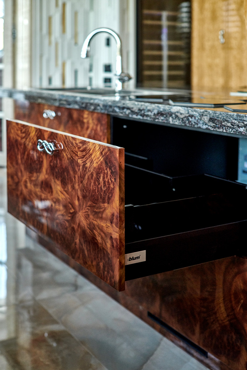 Эксклюзивная кухня 302