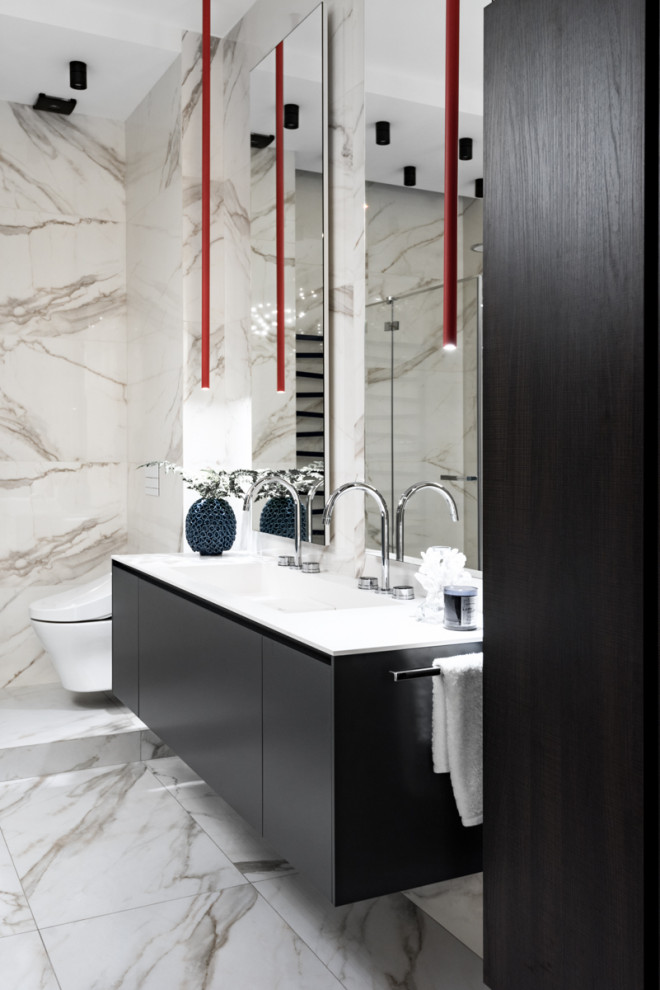 КВАРТИРА В САНКТ-ПЕТЕРБУРГЕ 150 м.кв.