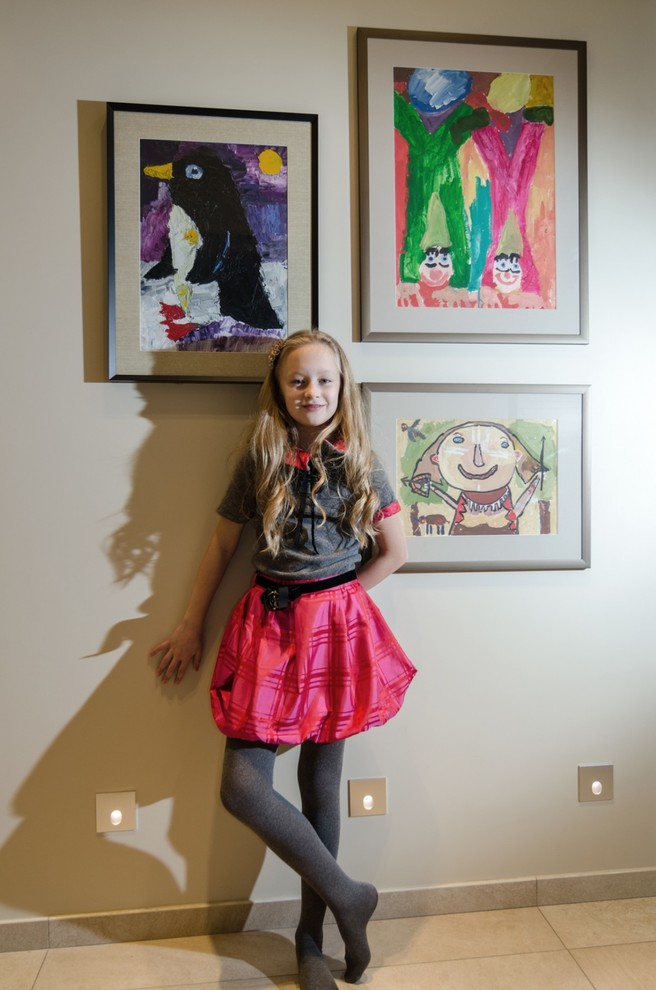 ВВЕРХ ПО ЛЕСТНИЦЕ