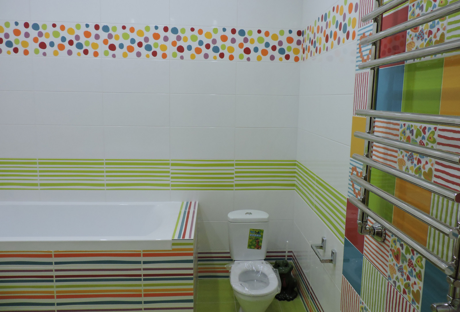 Детская ванная в частном доме.