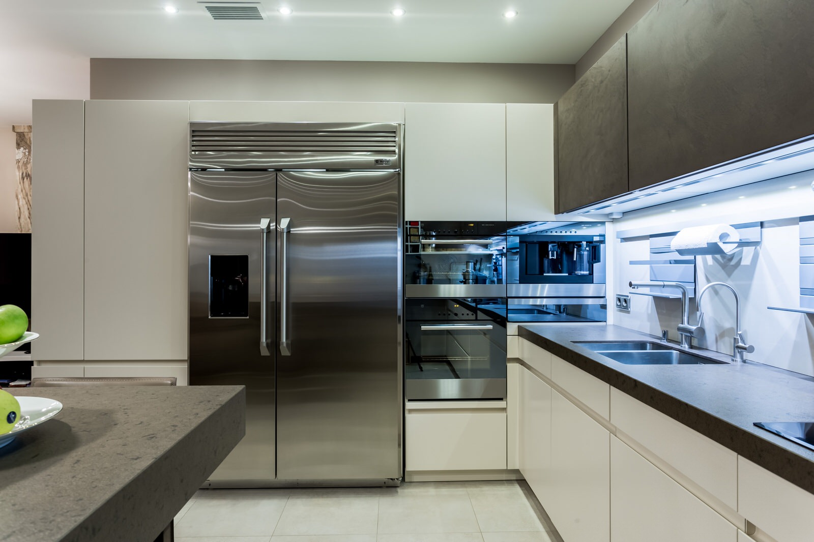 Кухня Leicht Classic FS-A / Concrete-A