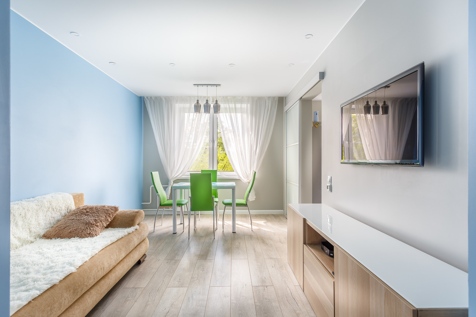 Саянская. Трехкомнатная