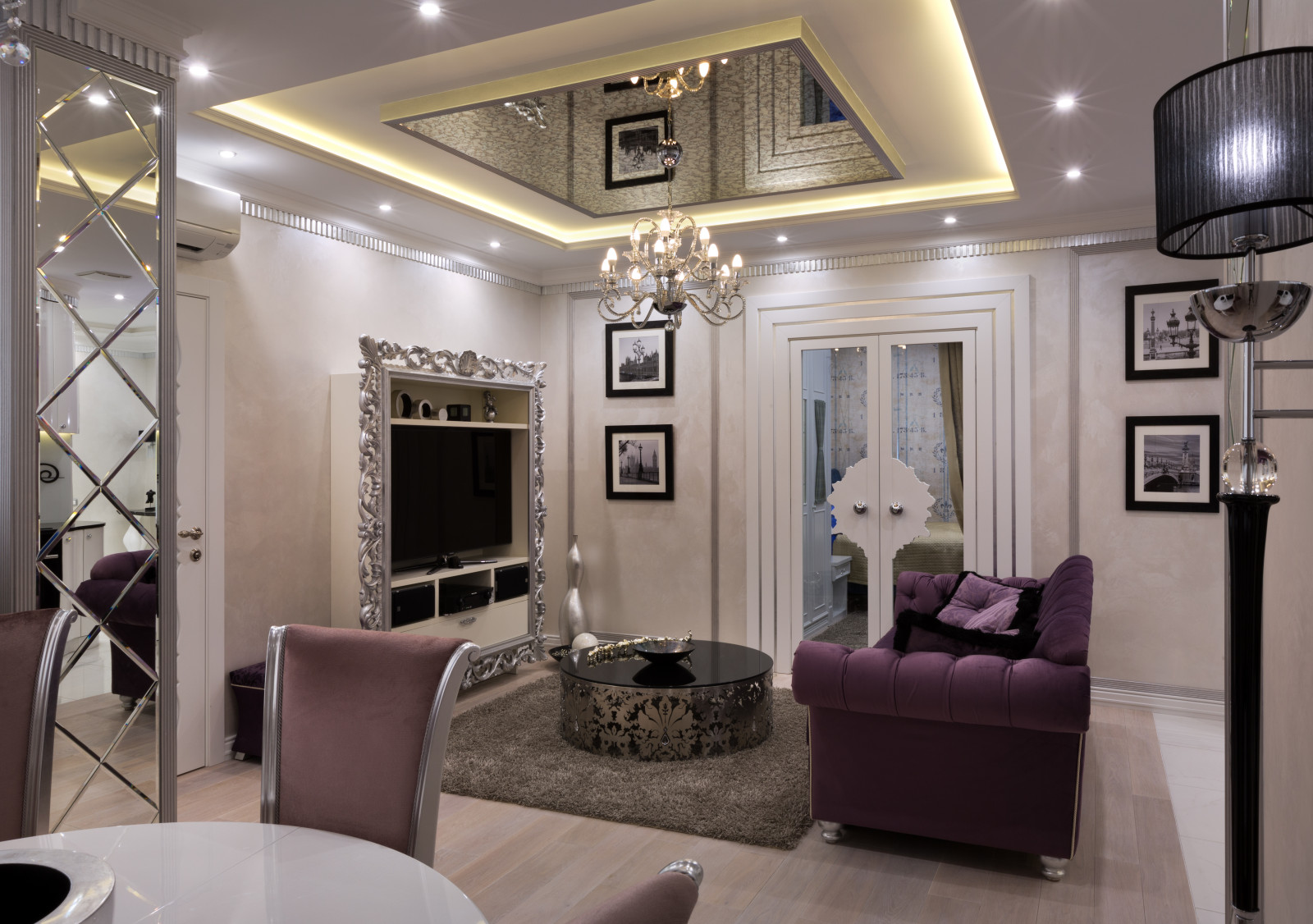 Светлые тона и зеркальные поверхности от Виктории Витковской