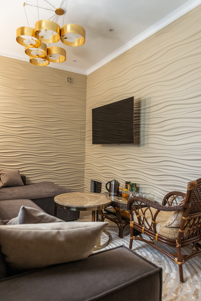 Дом с бассейном