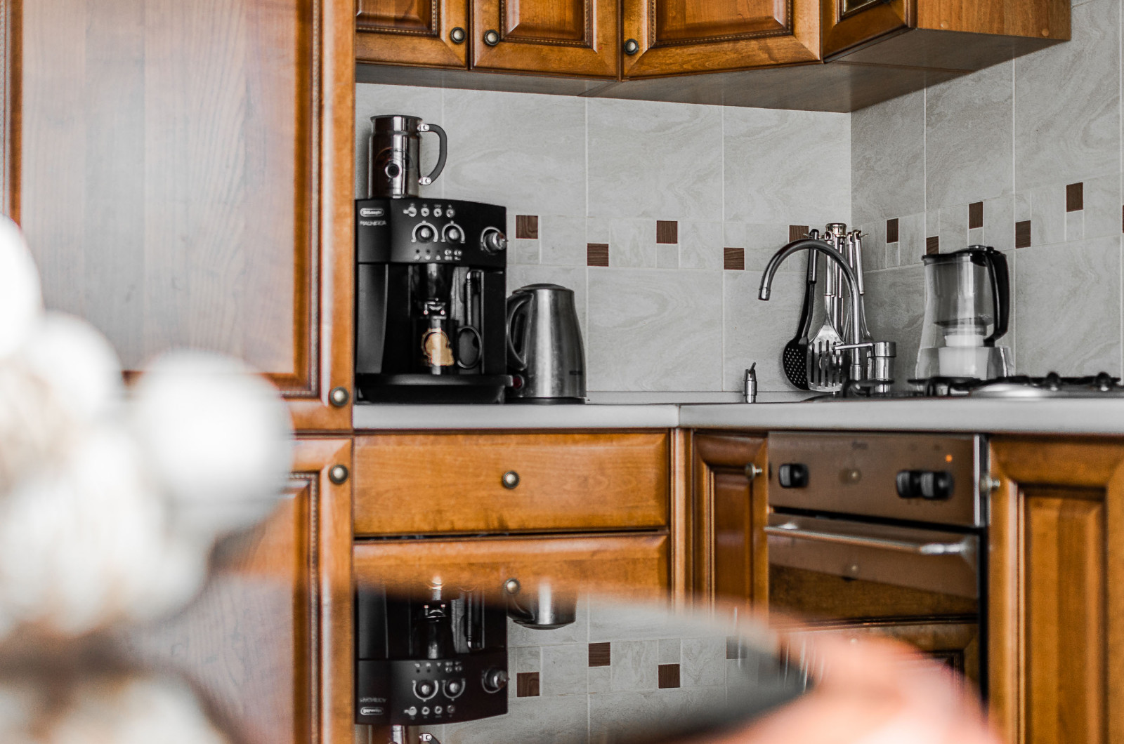 Двухкомнатная квартира в классическом стиле  и ароматом кофе.Съемка для продажи.