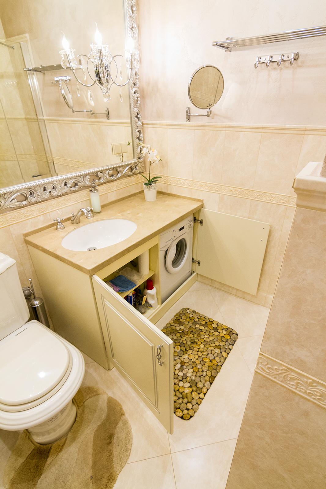 Тумба с зеркалом в багете