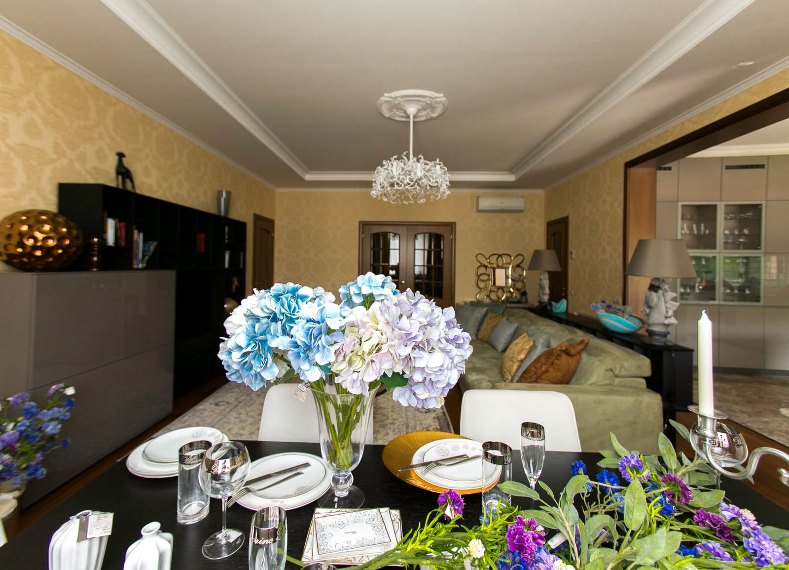 "Я не узнаю вас в гриме"