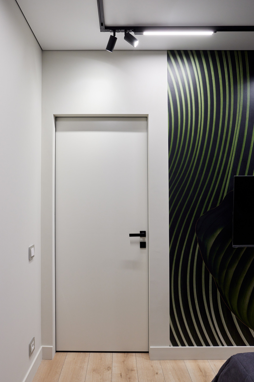 Проект двухкомнатной квартиры LIFE LOVE SHINE