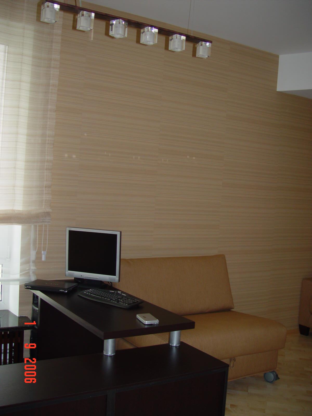 Переделка кабинета под спальню для девочки-подростка(было так)