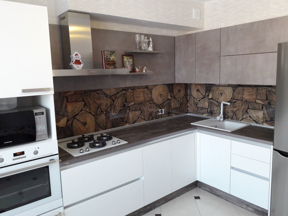 Обложка проекта: Современный стиль с древесными фактурами