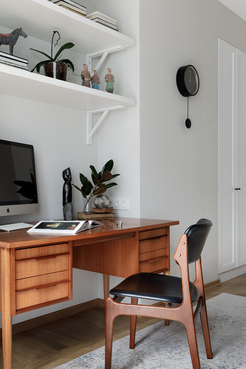 Нобиль на Петроградке