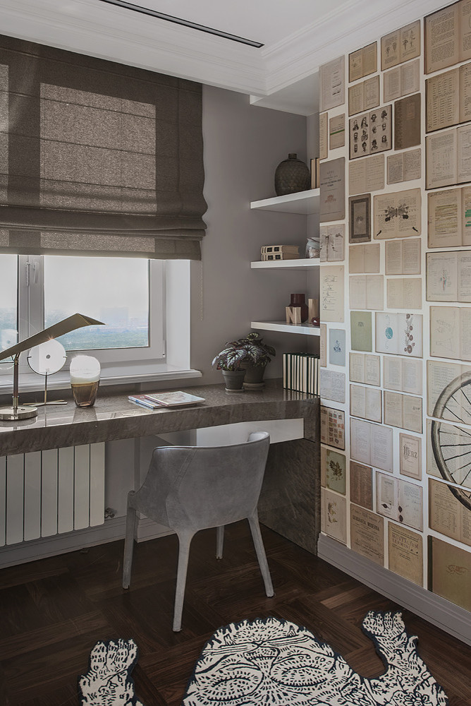 Квартира в Москве "Небо , самолёт , девушка"