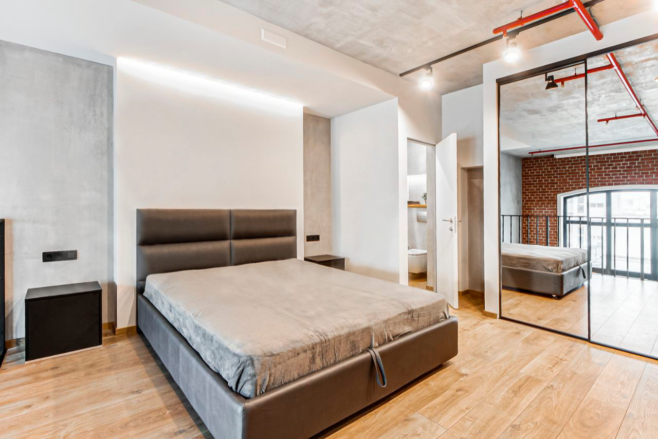 Геометрический двухуровневый лофт