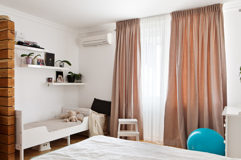 Шторы из рогожки для белой спальни