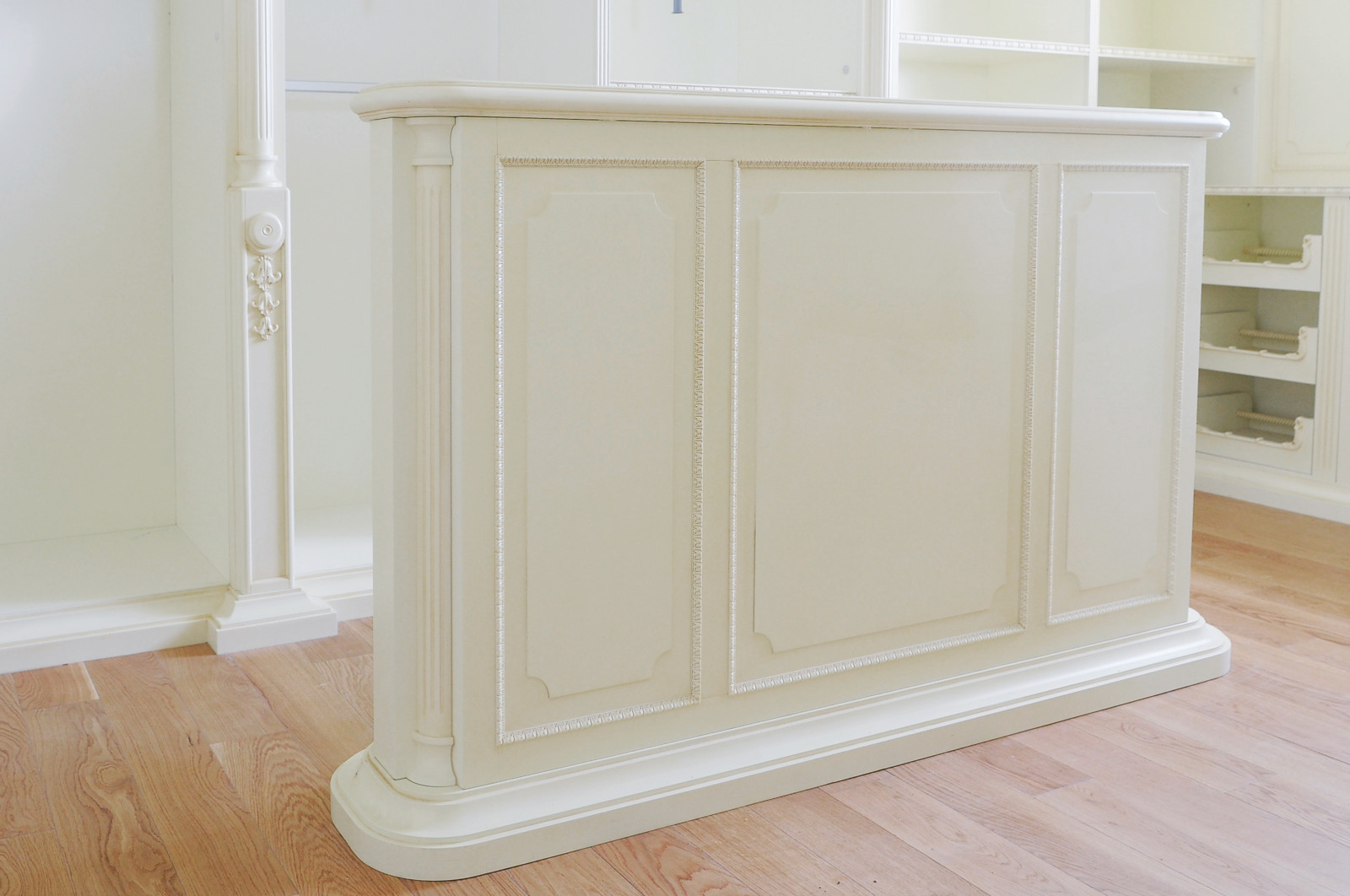 Гардеробная в Классическом стиле