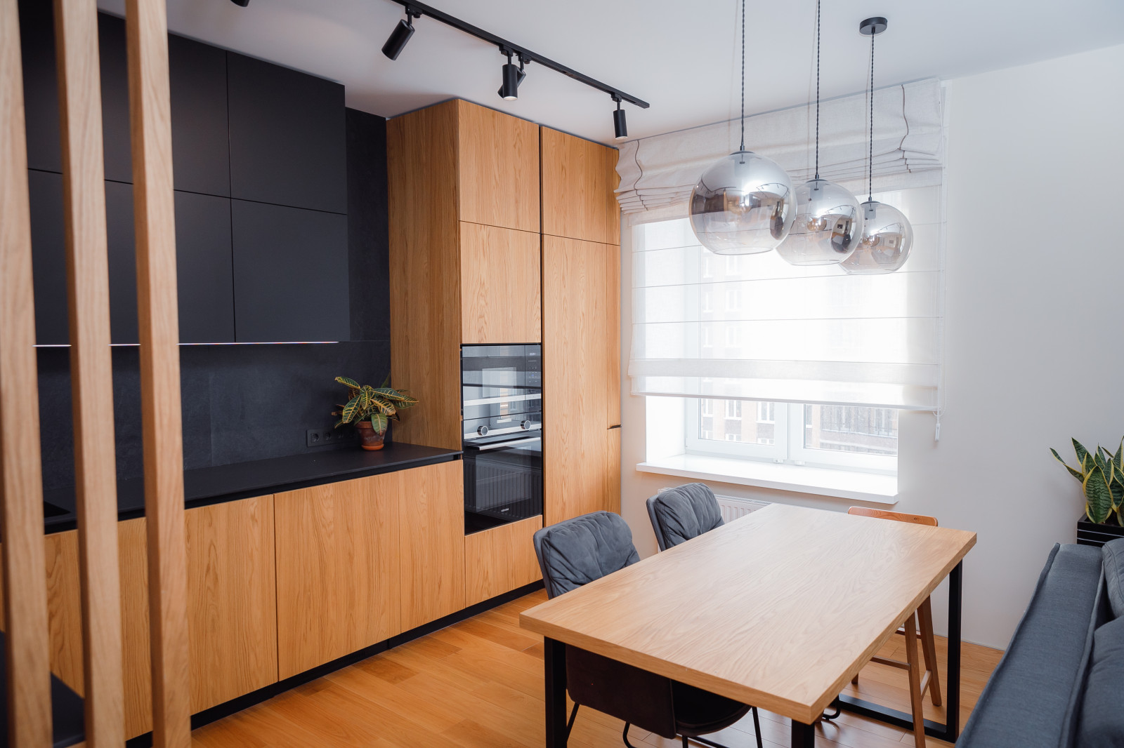 дизайн - проект квартиры 84 м2 с гостиной 42 м2