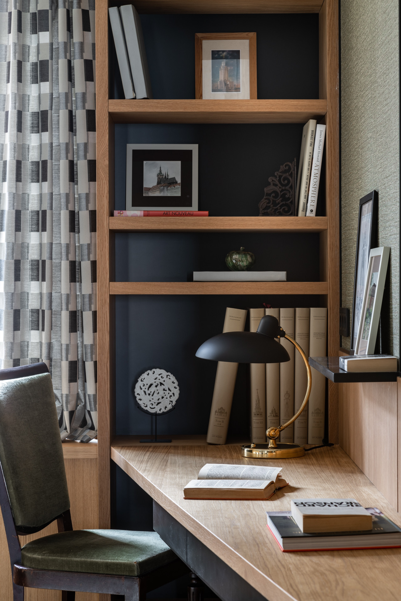 Houzz тур: Казанский интерьер, вдохновленный зимним Ленинградом