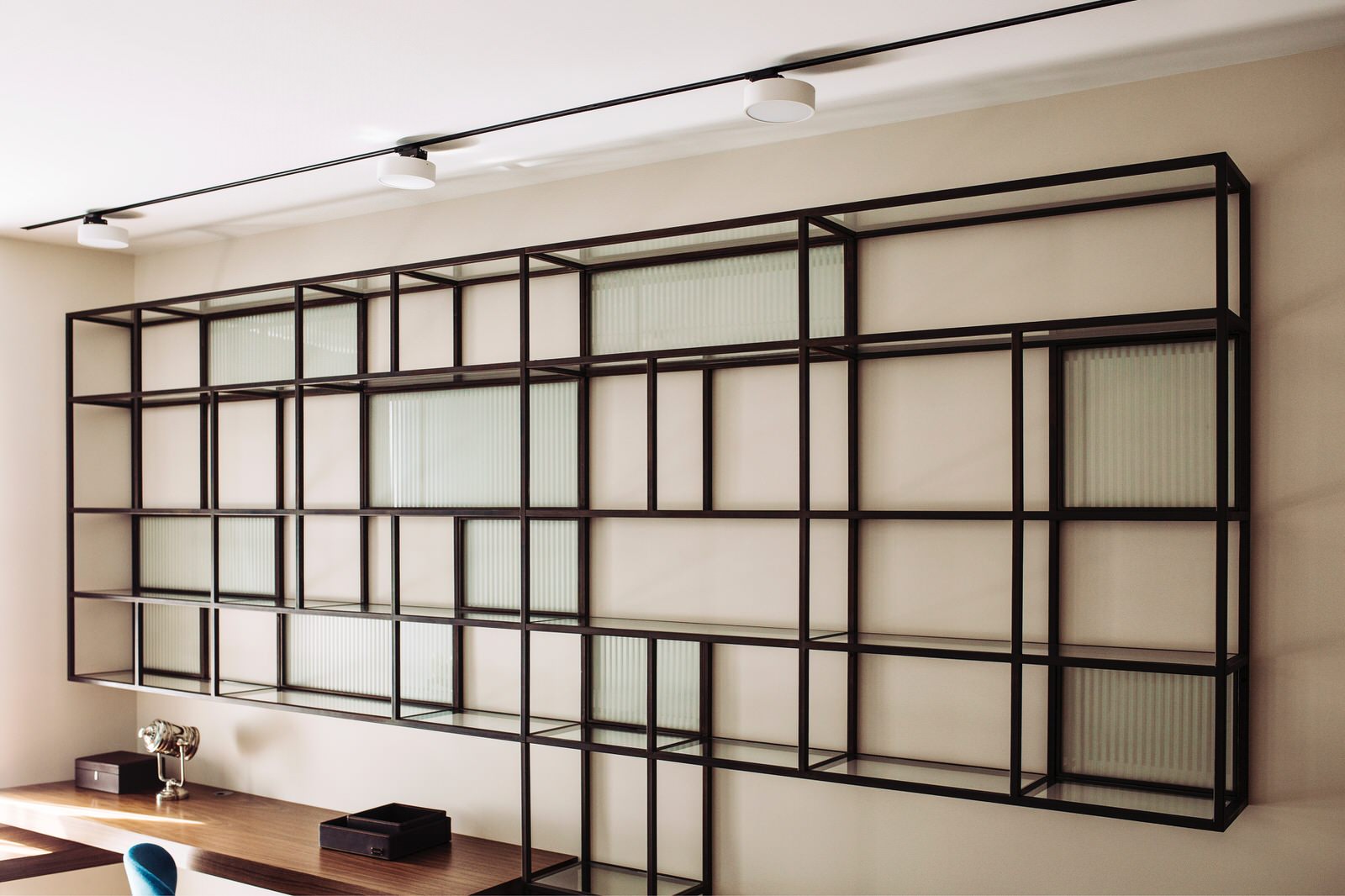 Парящее пространство шкафа