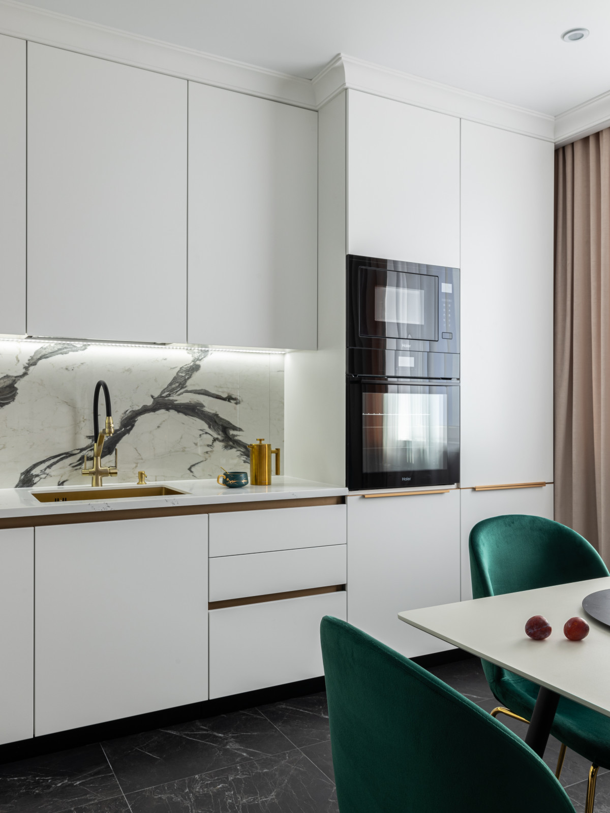 Двухкомнатная квартира 60м2 для девушки