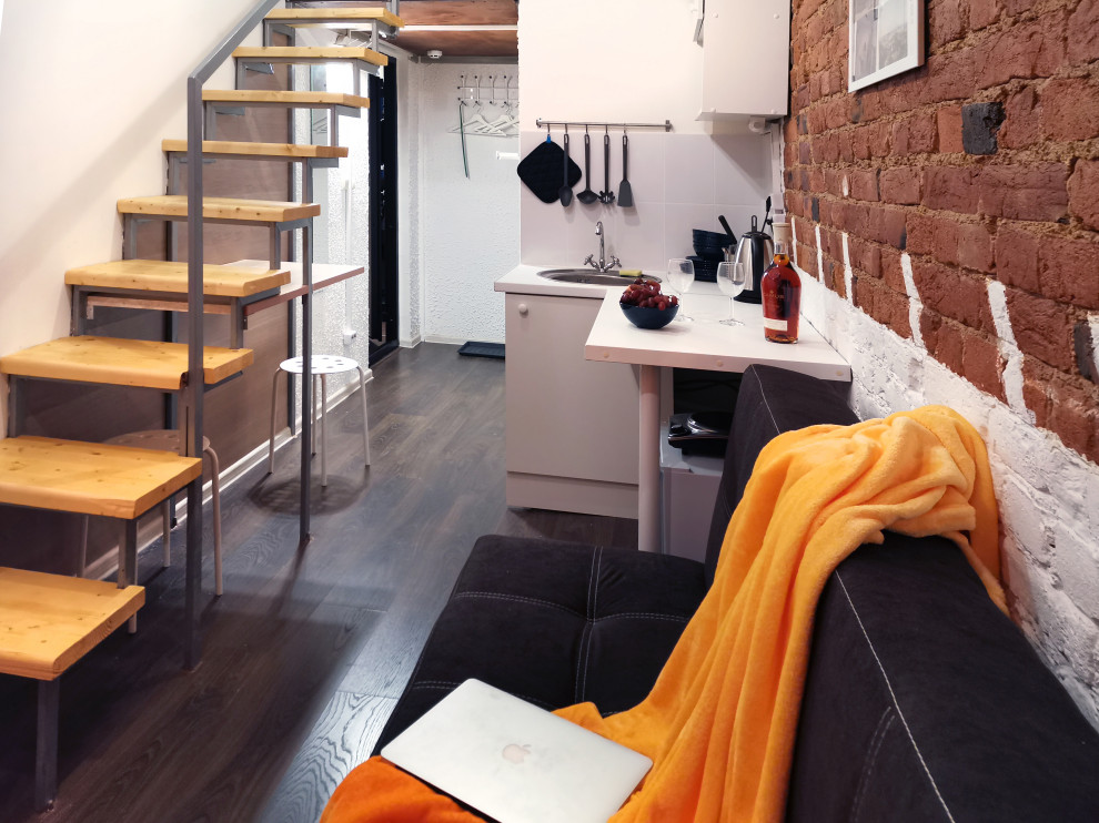 Обложка проекта: Двухъярусный трехместный номер в Мини отеле