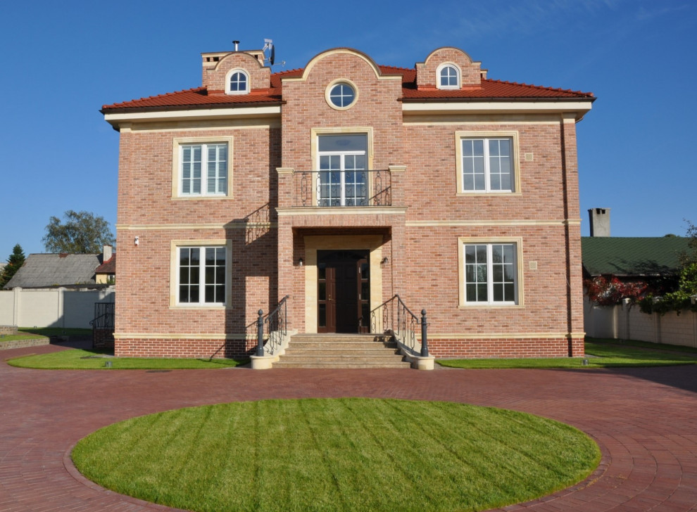 Ограждения и балюстрады для частого дома