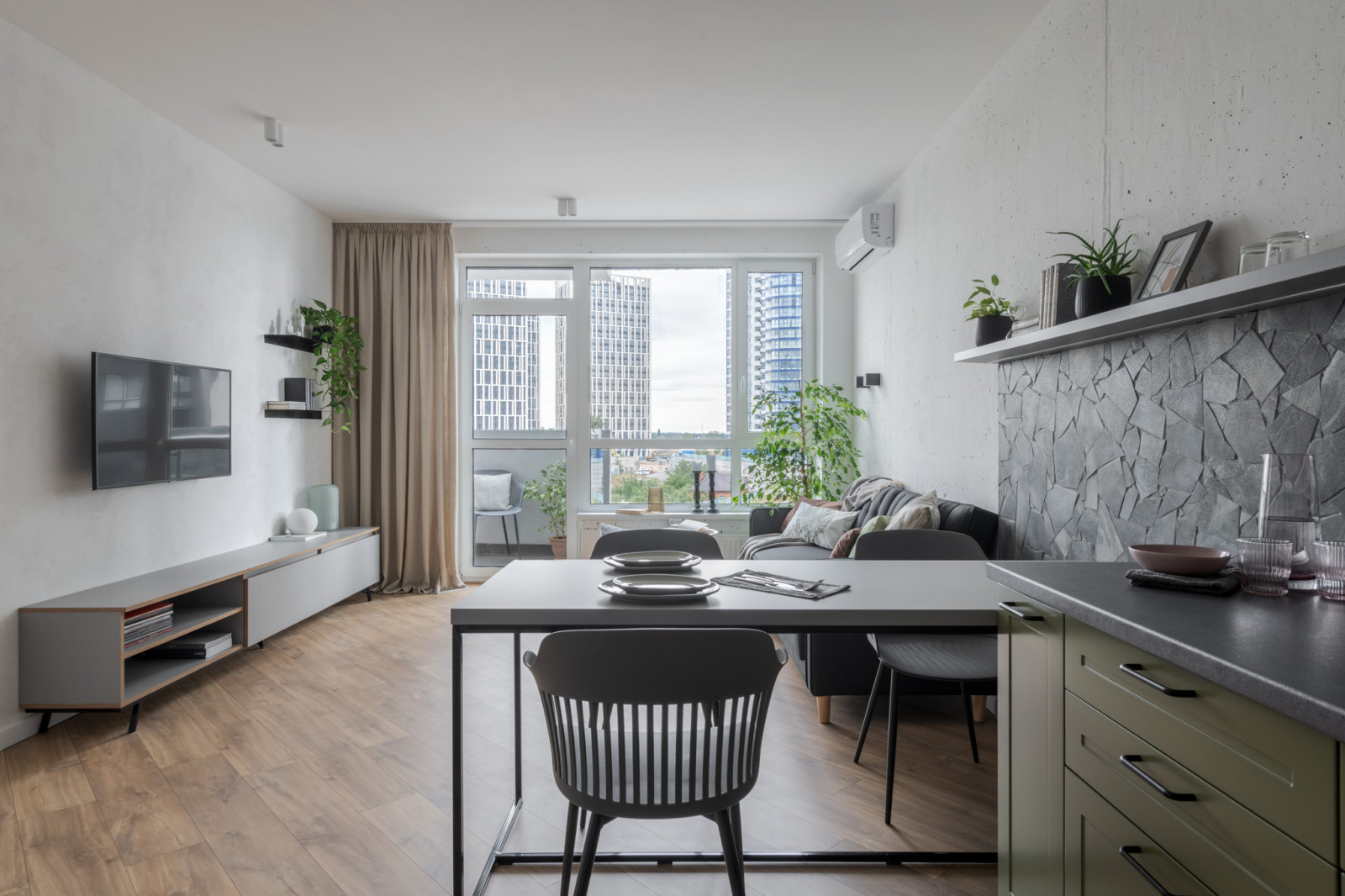 Обложка проекта: RIVERSIDE