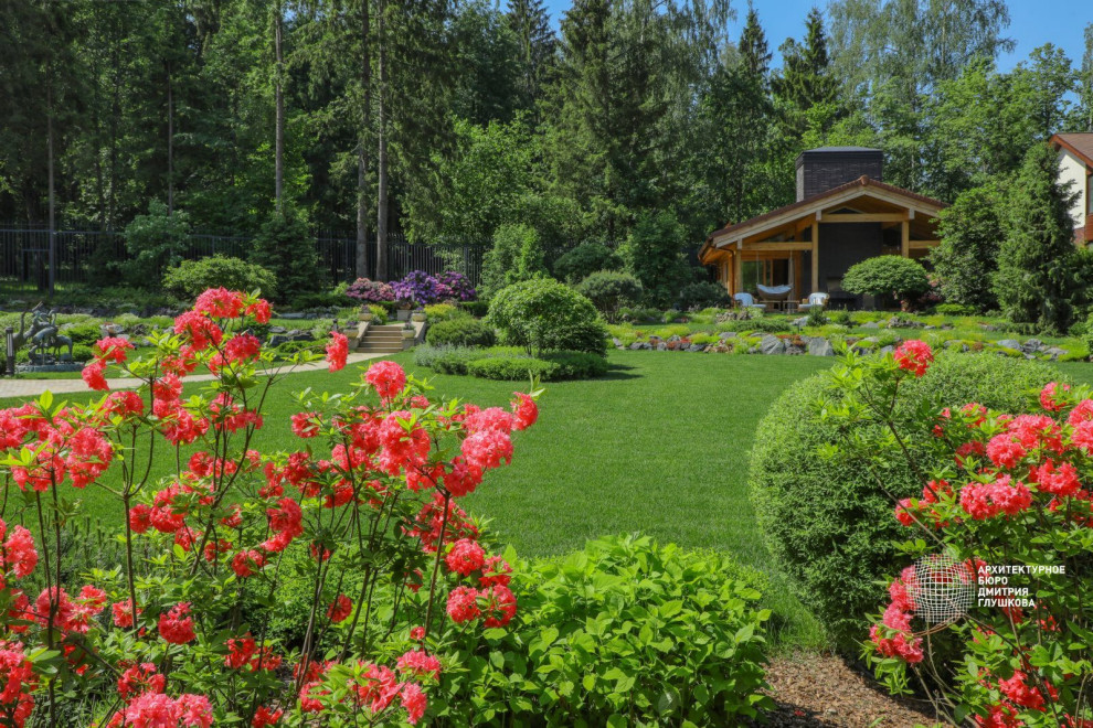 Усадьба Променад - вид на беседку