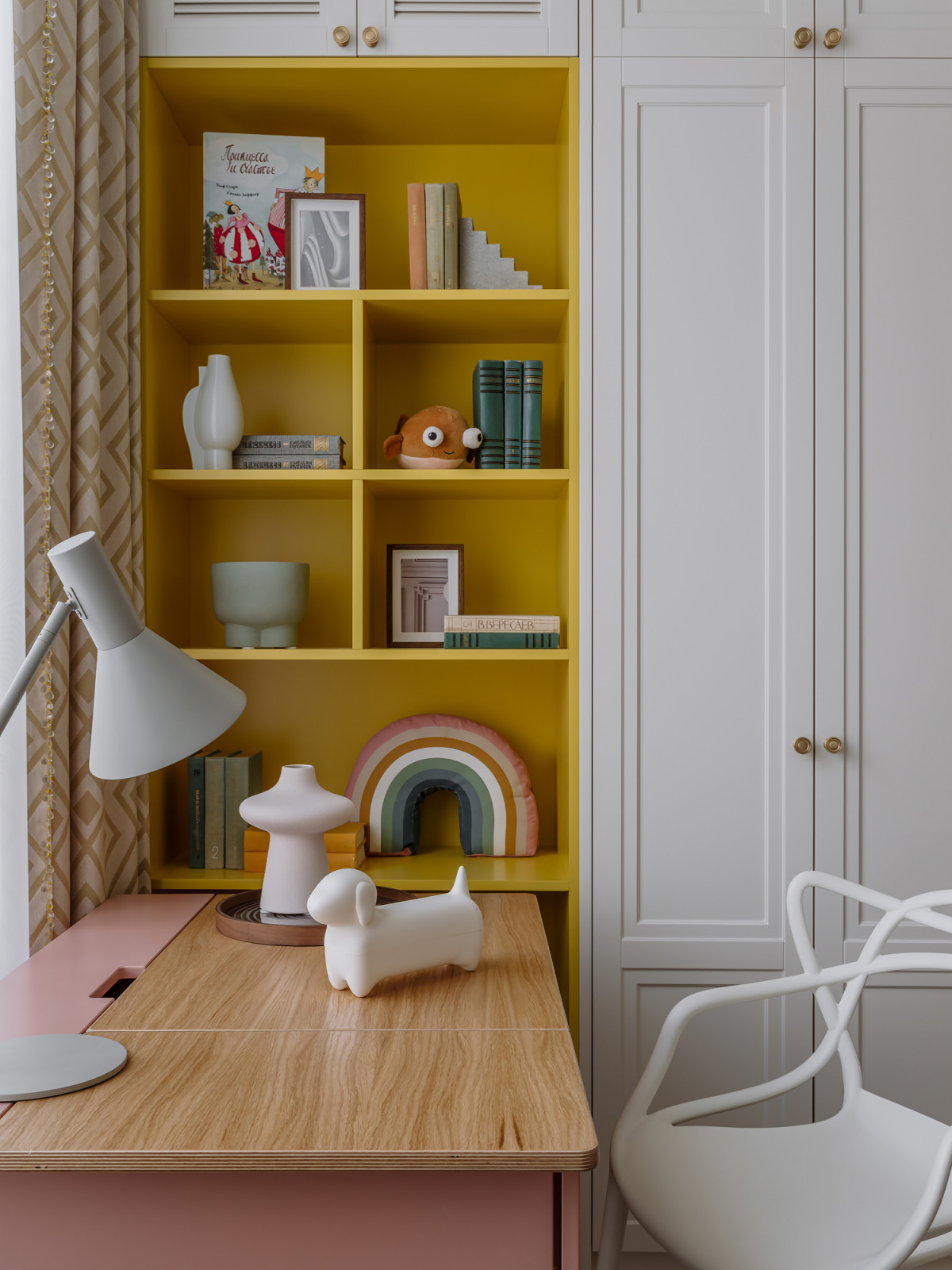 Houzz тур: Квартира в спокойных тонах с драматичной ванной