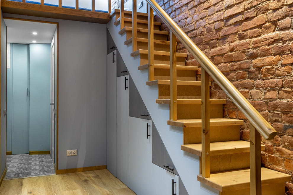 Объект в старом фонде на Таврической улице(г. Санкт-Петербург)