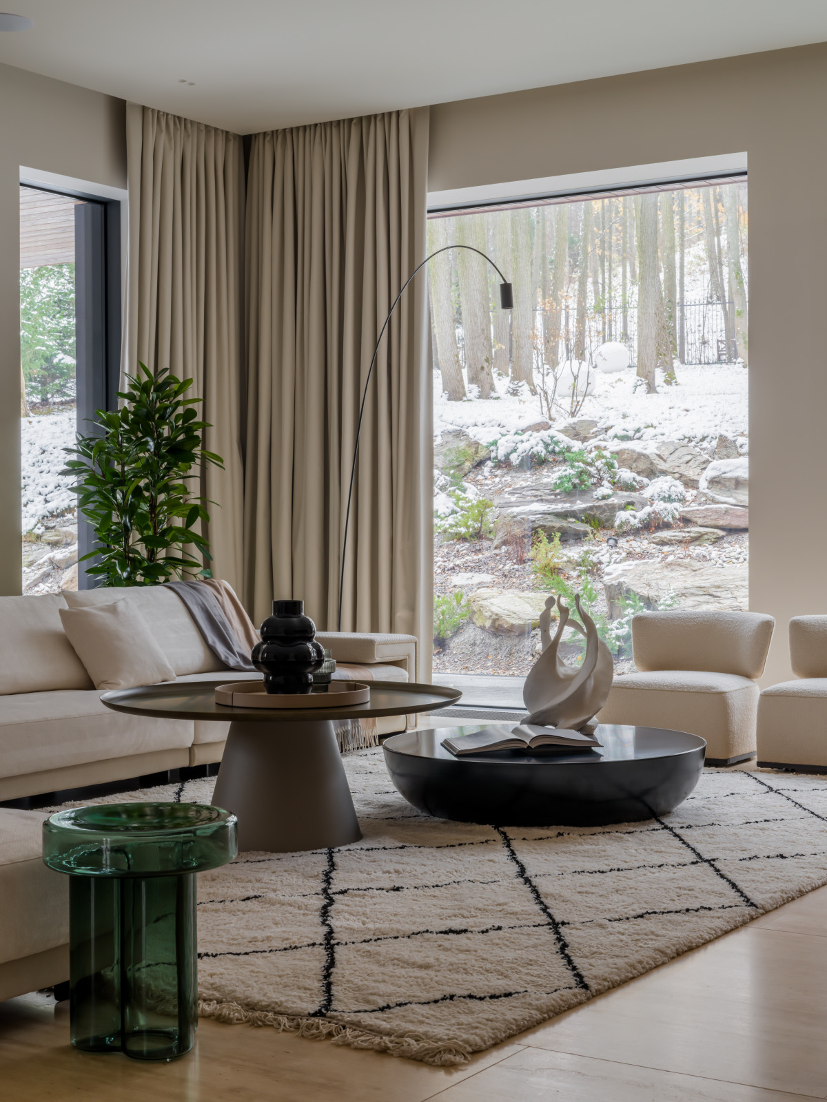 Вилла Forest Residence