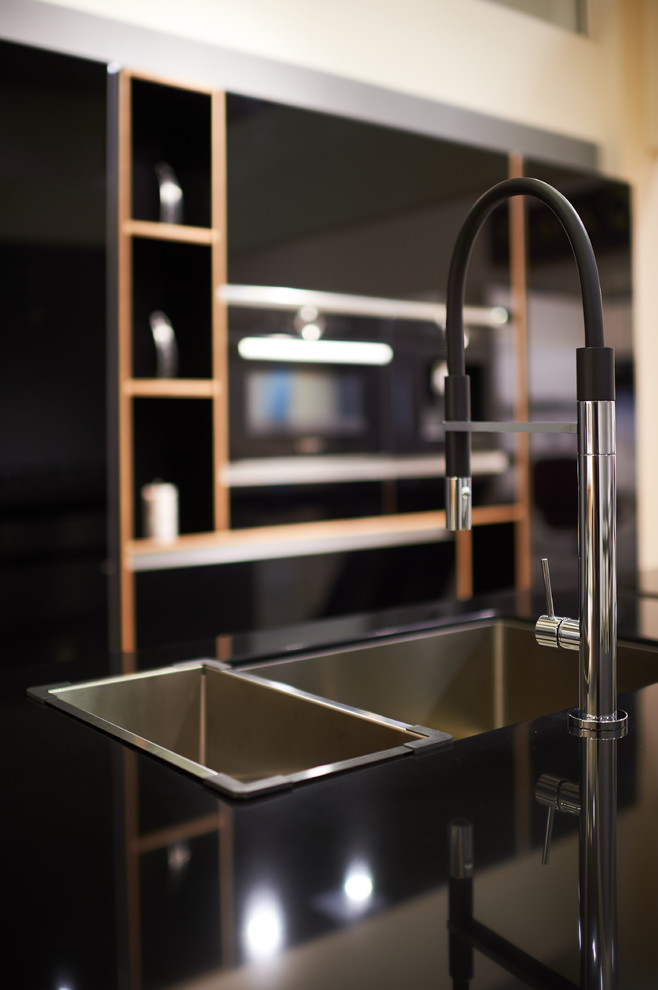 Kitchen Azimuth Limited Edition LE13