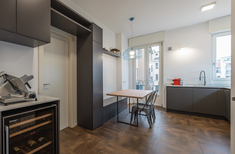 Milano, via Luigi Anello