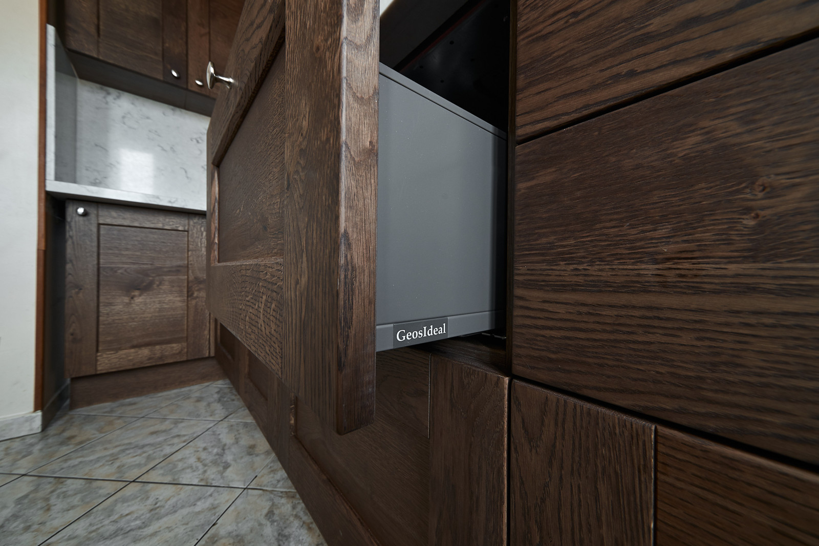 Кухня из массива