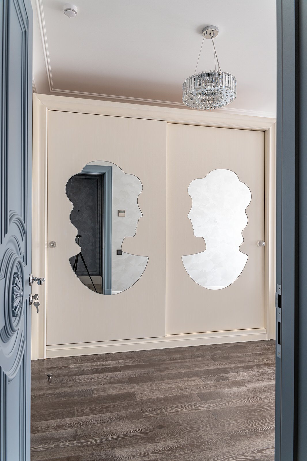 Мебель для проекта современной квартиры