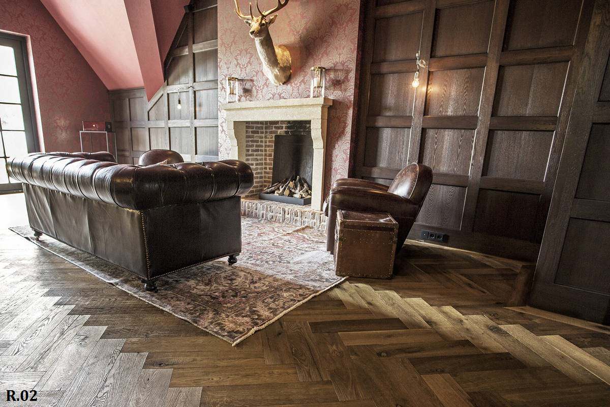 Пол в библиотеке коттеджа, инженерная доска DENNEBOS FLOORING, цвет R.02