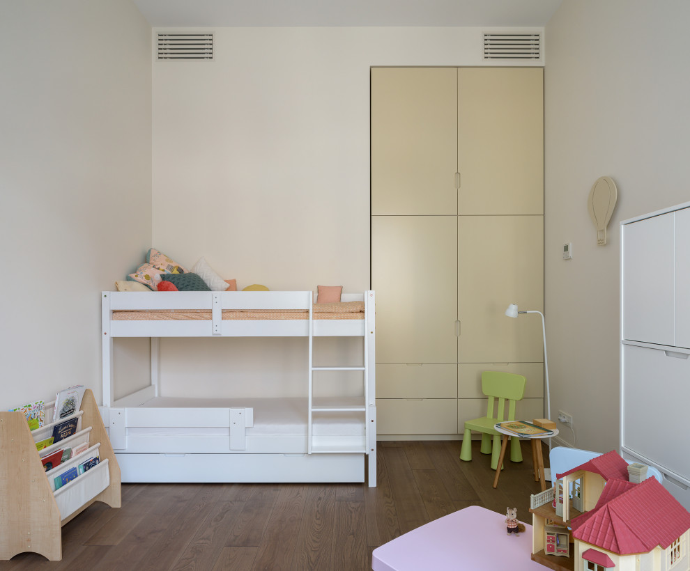 RS • Светлая детская