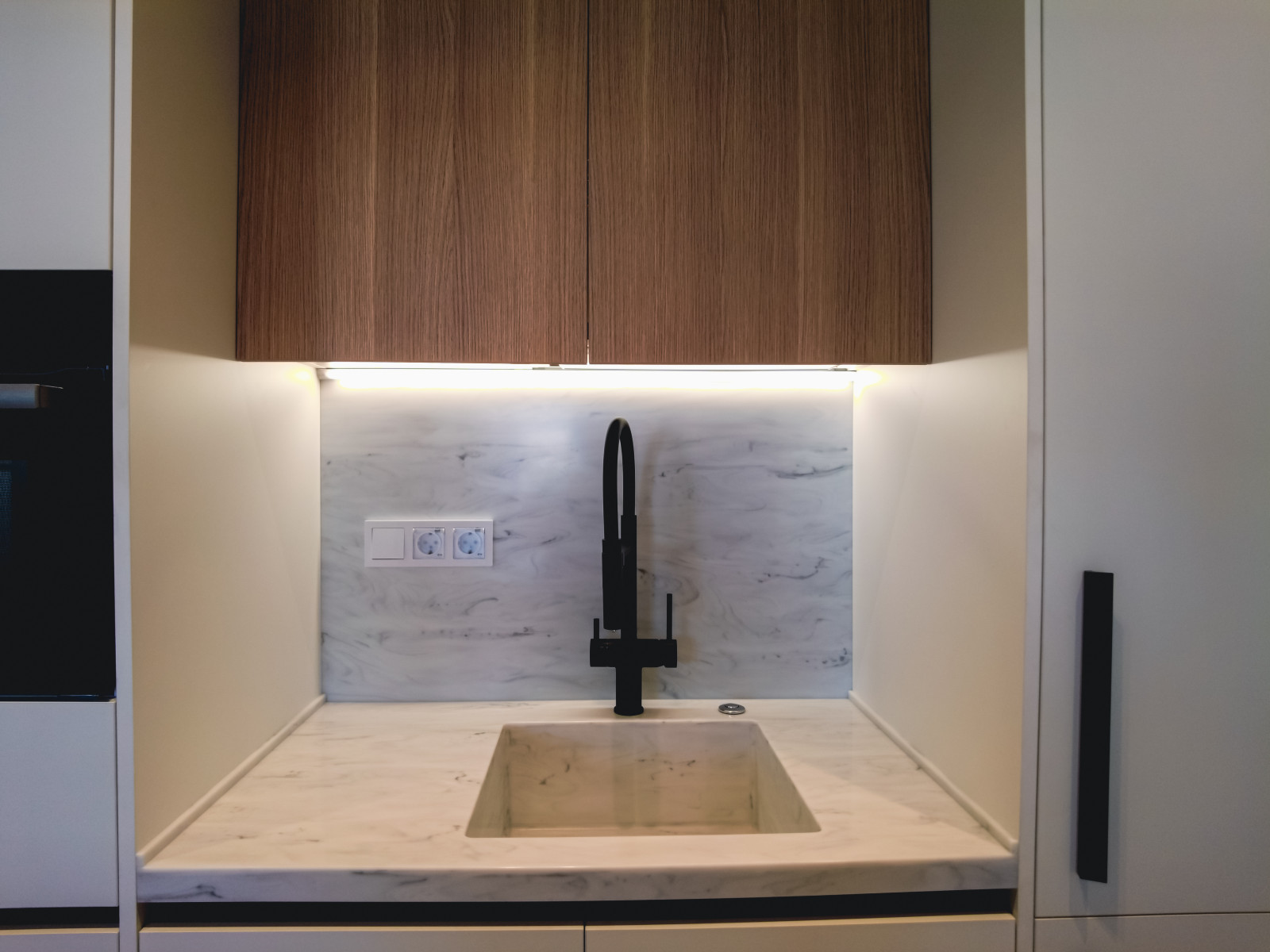 Обложка проекта: Квартал 9-18 Кухня