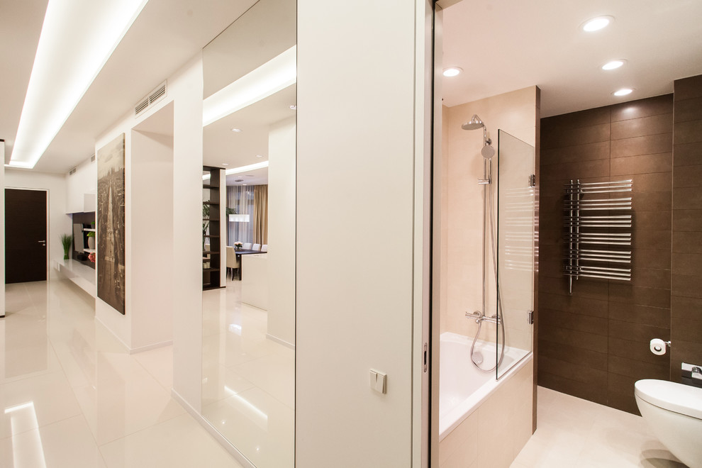 УЛ. ВАРШАВСКАЯ, ПЛОЩАДЬ: 156 М2