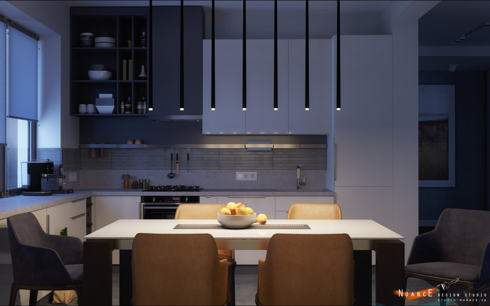 Объединенная гостиная-кухня с современной лестницей на 1 косоуре в загородном до