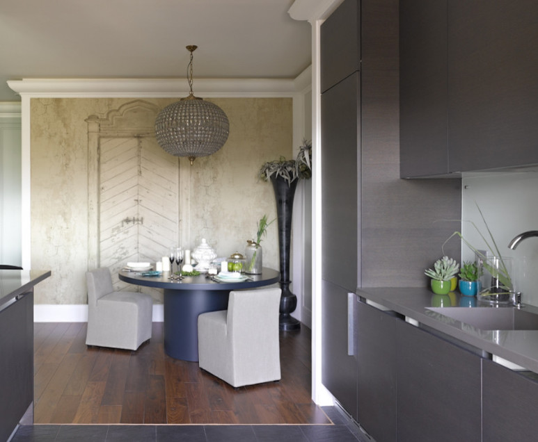 Светильники над столом