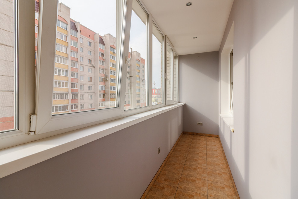 Трёхкомнатная квартира с кухней-гостиной в классическом стиле