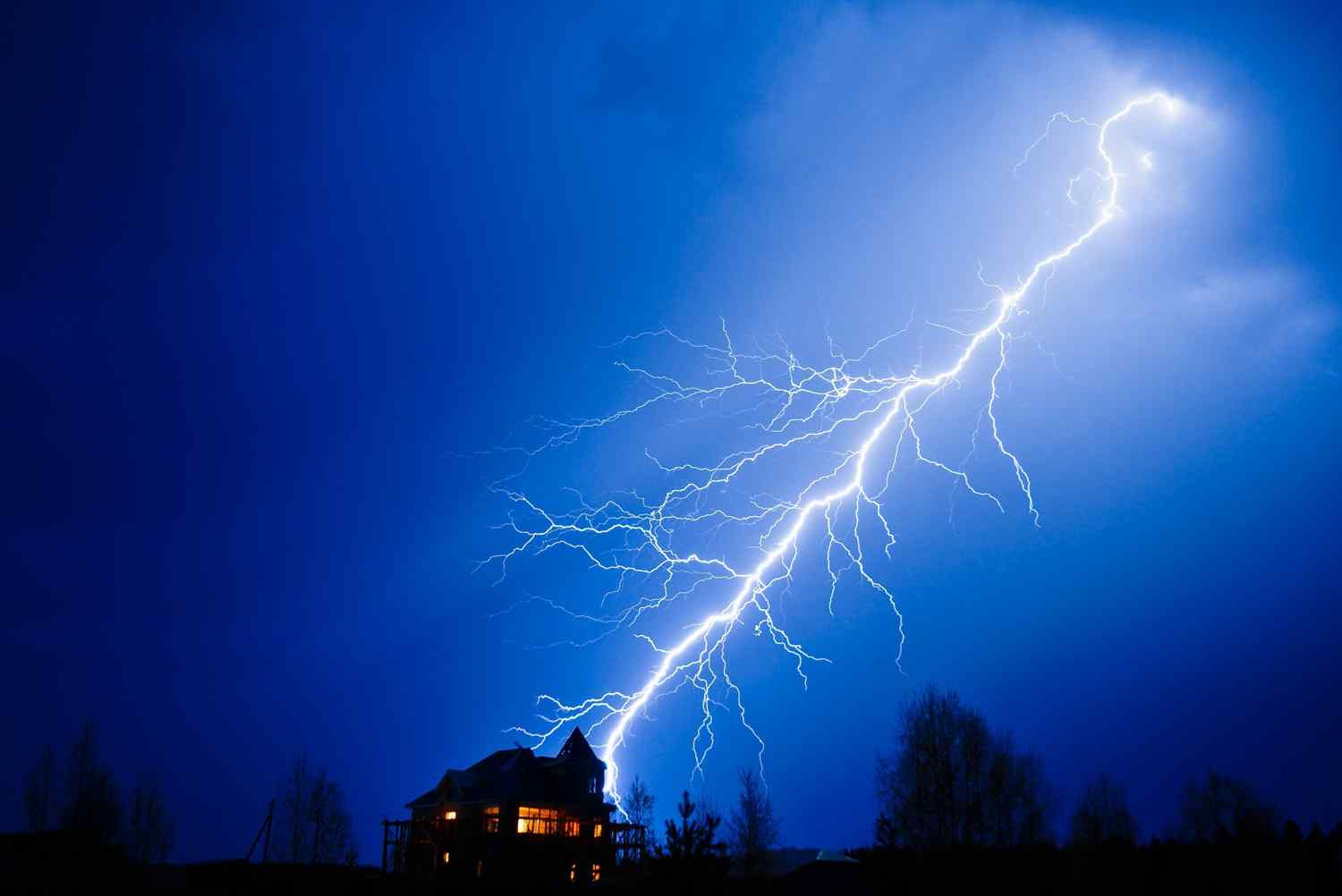 Вопрос: Зачем вам молниезащита