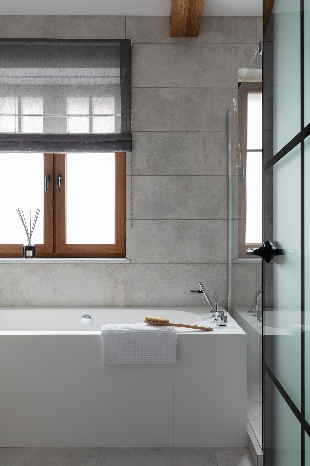 Дом с потайной лестницей