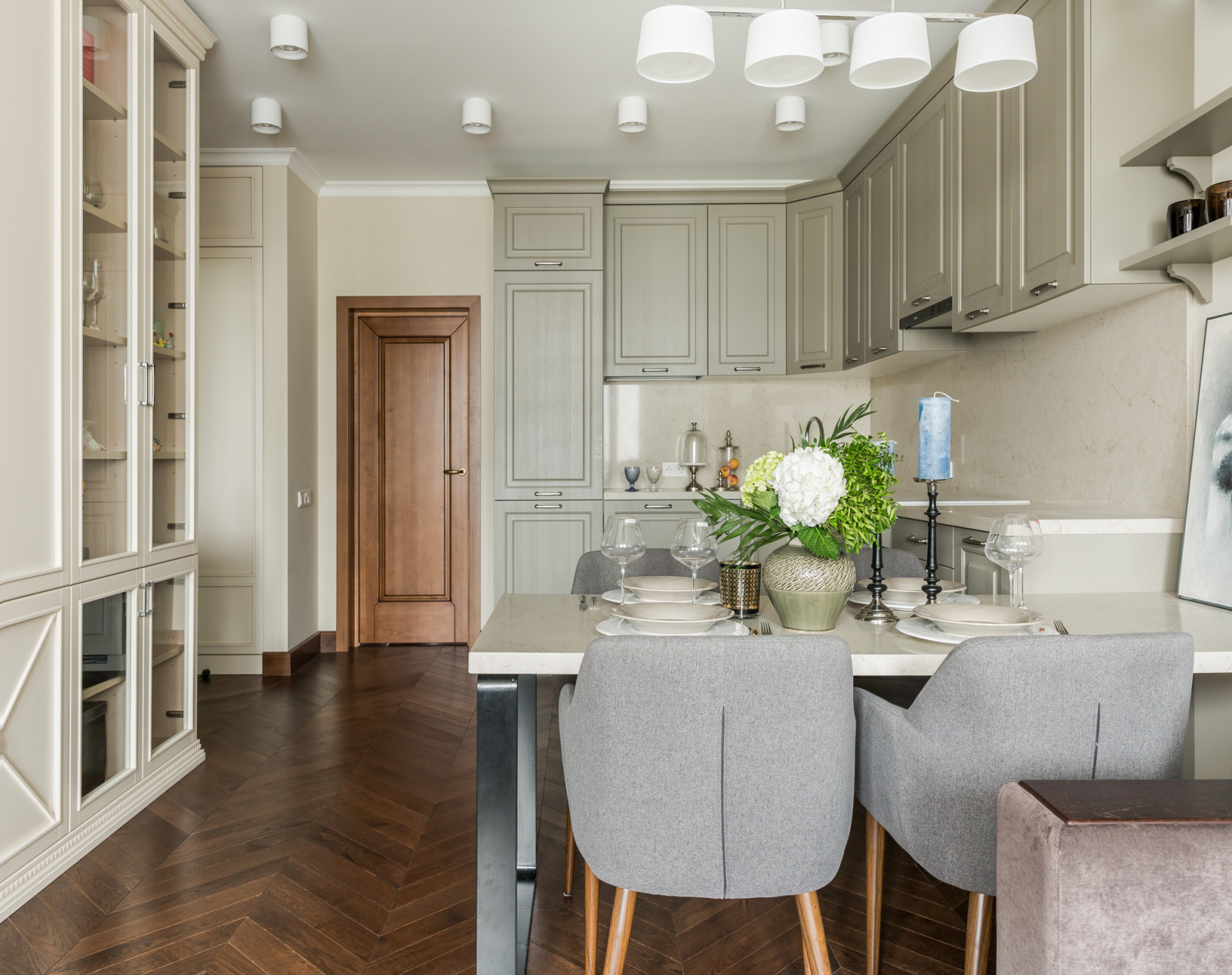 Академика Пилюгина ул.