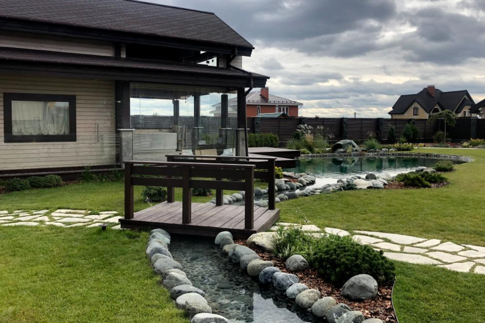 Сад построенный в к.п. Карабатово Кстовского района Нижегородской области.