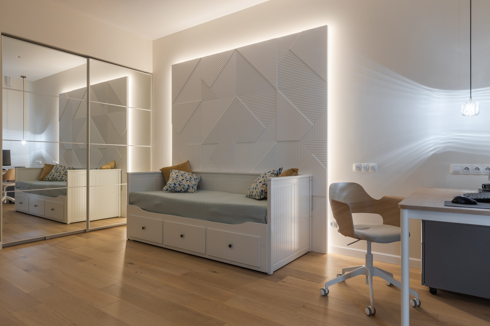 ЖК На Моисеенко,27