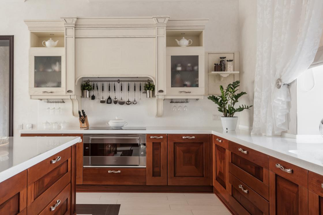 ДОМ НА ХОЛМЕ